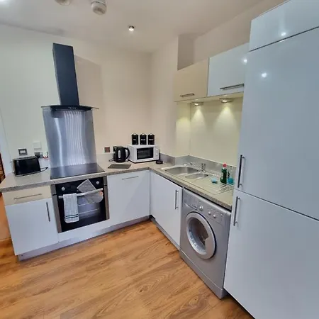 2 Bedroom - City Centre Location - Perfect For Family's Apartment