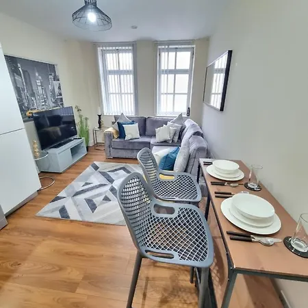 Apartment 2 Bedroom - City Centre Location - Perfect For Family's Bradford (West Yorkshire)